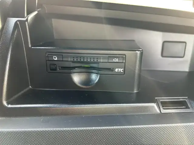 トヨタ エスティマ アエラス プレミアムエディション 福岡県 2013(平25)年 9万km ホワイトパールクリスタルシャイン ワンオーナー/HDDナビ/・バックカメラ/・フルセグTV/・BT/・CD/DVD/ビルトインETC/クルコン/両側パワスラ/前方ドラレコ/純正フロアマット/純正AW/HIDヘッドライト/オートライト/ハーフレザーシート/オットマン/三列シート/パワーシート(D席)