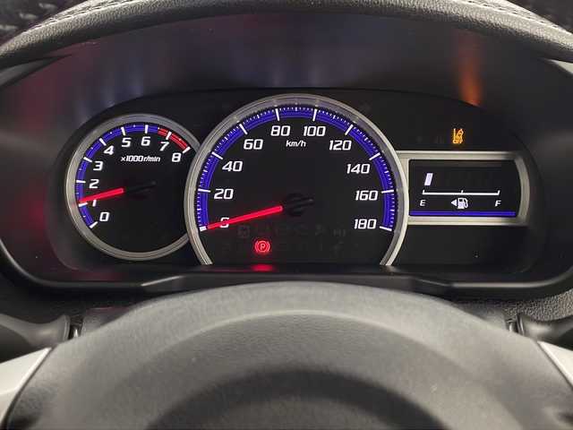 トヨタ ルーミー カスタムG S 東京都 2018(平30)年 5.7万km レーザーブルークリスタルシャイン 社外SDナビ　/　Bluetooth/CD/DVD/フルセグTV/バックカメラ/スマートアシスト2/衝突回避支援ブレーキ/衝突警報/車線逸脱警報/誤発進抑制制御/先行車発信お知らせ/クルーズコントロール　/両側パワースライドドア/ＥＴＣ　/ドライブレコーダー/LEDヘッドライト/フォグランプ/オートライト/アイドリングストップ　/純正14インチアルミホイール/純正フロアマット/ドアバイザー/ウォークスルー/後席サンシェード/プッシュスタート/スマートキー/ウィンカーミラー/電動格納ミラー/ステアリングスイッチ/フォグランプ