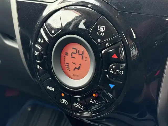 日産 ノート e－パワー X モード・プレミア 佐賀県 2017(平29)年 6.9万km スーパーブラック インテリジェントエマージェンシーブレーキ/踏み間違い衝突防止アシスト/LDW（車線逸脱警報）/インテリジェントアラウンドビューモニター/インテリジェントルームミラー/純正ナビTV/フルセグTV/CD/DVD/Bluetooth//純正ドライブレコーダー/純正15インチアルミホイール/純正LEDヘッドライト/純正フォグランプ/純正フロアマット/インテリジェントキー/プッシュエンジンスタート