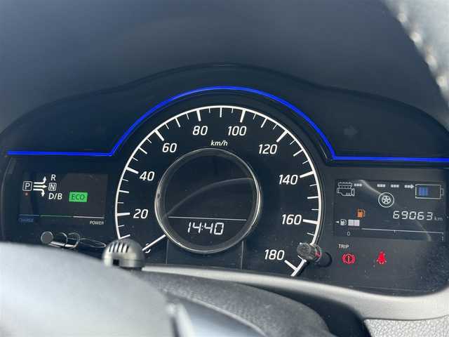日産 ノート e－パワー X モード・プレミア 佐賀県 2017(平29)年 6.9万km スーパーブラック インテリジェントエマージェンシーブレーキ/踏み間違い衝突防止アシスト/LDW（車線逸脱警報）/インテリジェントアラウンドビューモニター/インテリジェントルームミラー/純正ナビTV/フルセグTV/CD/DVD/Bluetooth//純正ドライブレコーダー/純正15インチアルミホイール/純正LEDヘッドライト/純正フォグランプ/純正フロアマット/インテリジェントキー/プッシュエンジンスタート