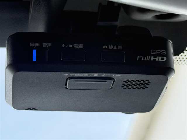 日産 ノート e－パワー X モード・プレミア 佐賀県 2017(平29)年 6.9万km スーパーブラック インテリジェントエマージェンシーブレーキ/踏み間違い衝突防止アシスト/LDW（車線逸脱警報）/インテリジェントアラウンドビューモニター/インテリジェントルームミラー/純正ナビTV/フルセグTV/CD/DVD/Bluetooth//純正ドライブレコーダー/純正15インチアルミホイール/純正LEDヘッドライト/純正フォグランプ/純正フロアマット/インテリジェントキー/プッシュエンジンスタート