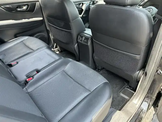 日産 エクストレイル 20X 群馬県 2017(平29)年 4.9万km ダイヤモンドブラック 禁煙車/パートタイム4WD/エマージェンシーブレーキ/純正メーカーOP/ナビTV/（AUX/HDMI/Bluetooth/フルセグTV）/純正LEDオートライト/純正フォグ/純正18インチアルミ/純正フロアマット/プロパイロット/アラウンドビューモニター/ダウンヒルアシストコントロール/電子パーキング/オートホールド/クリアランスソナー/パワーバックドア/撥水カプロンシート/電動格納ミラー/本革巻ハンドル/インテリジェントキー/プッシュエンジンスタート