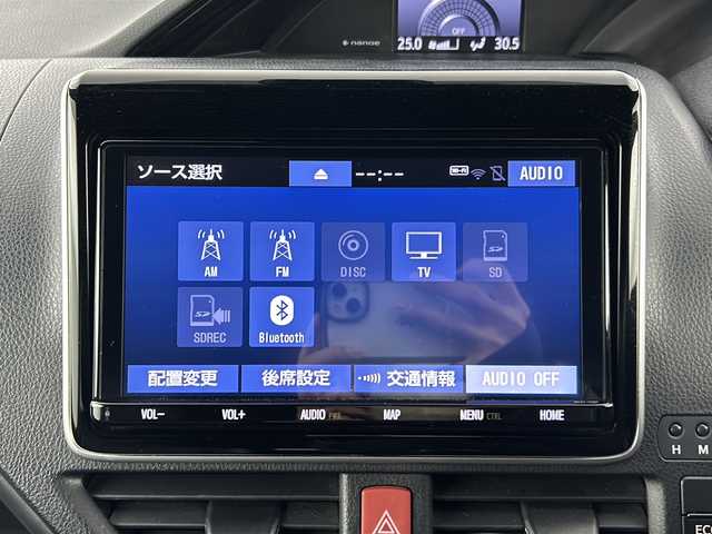 トヨタ エスクァイア Gi 愛知県 2020(令2)年 4.6万km ブラック Toyota Safety Sense /・プリクラッシュセーフティ/・レーンディパーチャーアラート/・オートマチックハイビーム/純正12.1インチフリップダウンモニター/（V12T-R68C）/純正9インチSDナビ/・BT.SD.CD.DVD/フルセグTV/バックカメラ/両側パワースライドドア/ハーフレザーシート/前席シートヒーター/ステアリングスイッチ/ビルトインETC/プッシュスタート/スマートキー×2/LEDヘッドライト/LEDフォグランプ/純正フロアマット/純正15インチAW/ロールサンシェード/シートバックテーブル