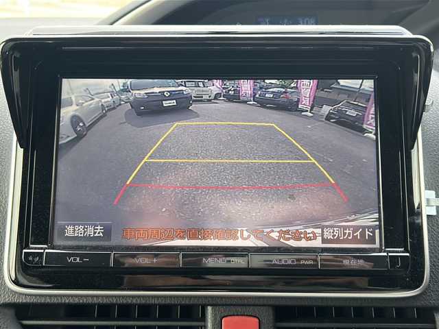 トヨタ ヴォクシー ZS 煌 愛知県 2015(平27)年 10.1万km ホワイトパールクリスタルシャイン /禁煙車//純正９インチナビ・フルセグTV/　(NSZT-Y64T)//ビルトインETC//バックカメラ//両側パワースライドドア//前後ドライブレコーダー//純正フリップダウンモニター/　(V11T-R62G)//LEDオートライト//プッシュスタート//モデリスタ１５インチアルミ//社外テールレンズ//電動格納ミラーウインカー//純正ドアバイザー//純正フロアマット//新車保証書