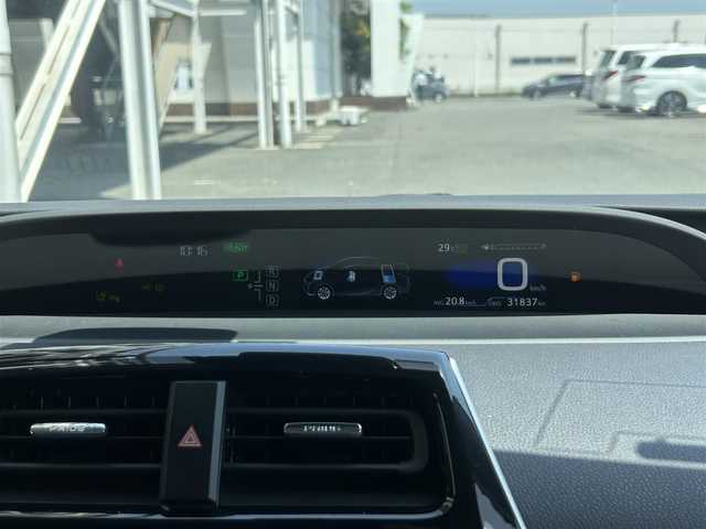 トヨタ プリウス A ツーリングセレクション 静岡県 2018(平30)年 3.2万km ホワイトパールクリスタルシャイン トヨタセーフティセンス/純正9型ナビ/インテリジェントクリアランスソナー/フルセグTV/DVD再生/BTオーディオ/バックカメラ/HUD/パーキングアシスト/前後ドラレコ/ETC/LEDヘッドライト/純正17AW