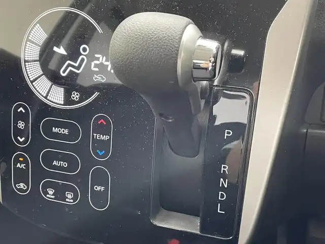 三菱 ｅＫカスタム G 滋賀県 2014(平26)年 2.8万km シルキーホワイト 禁煙車/オーディオ/AUX/MP3/CD/プッシュスタート/アイドリングストップ/革巻きステアリング/電格ミラー/フォグライト/キセノンライト/ウィンカーミラー