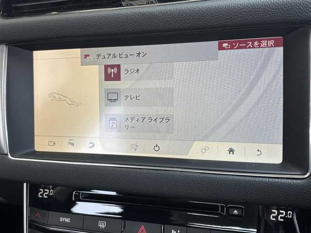 ジャガー ＸＦ プレステージ 東京都 2019(平31)年 3.1万km ロジウムシルバー ナビ/Meridianサウンドシステム（１１スピーカー）/バックカメラ/アダプティブクルーズコントロール/アンビエントインテリアクライティング/ハンドルヒーター/10WAYパワーシート（運転席/助手席）/シートヒーター（運転席/助手席）/メモリ機能（運転席/ドアミラー）/パワーバックドア/レーンキープ/電動ブラインド（リア）/電動チルト＆テレスコピックステアリング/ＥＴＣ/ドライブモード/横滑り制御機能/アイドリングストップ/プッシュスタート