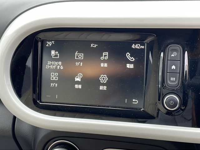 ルノー ルノー トゥインゴ インテンス 東京都 2022(令4)年 1万km ブルードラジェ 車体色　ブルードラジェ　【RPP】/ワンオーナー　/新車時保証書　取扱説明書　整備記録簿/アイドリングストップ/クルーズコントロール/ディスプレイオーディオ/BT/AUX/ミラーリング/バックカメラ　ETC/ドライブレコーダー【前後】/LEDヘッドライト/シートヒーター/キーレスキー/革巻きハンドル/シートカバー/純正16インチアルミ