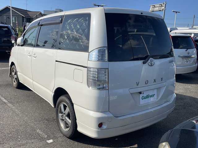 トヨタ ヴォクシー TRANS－X 新潟県 2007(平19)年 16.4万km 白 ４WD/社外ナビ/両側パワスラ
