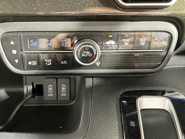 ホンダ Ｎ ＢＯＸ カスタム G L ホンダセンシング 沖縄県 2018(平30)年 5.4万km クリスタルブラックパール 禁煙車　/９インチナビ（AVIC-CL902）/（フルセグＴＶ　Ｂｌｕｅｔｏｏｔｈ接続　ＣＤＤＶＤ再生）　/バックカメラ/クルーズコントロール　/片側パワースライド　/コーナーセンサー　/衝突軽減システム/ＥＴＣ　/ＬＥＤヘッドライト　/オートライト/オートマチックハイビーム/純正アルミホイール/純正マット/ドアバイザー