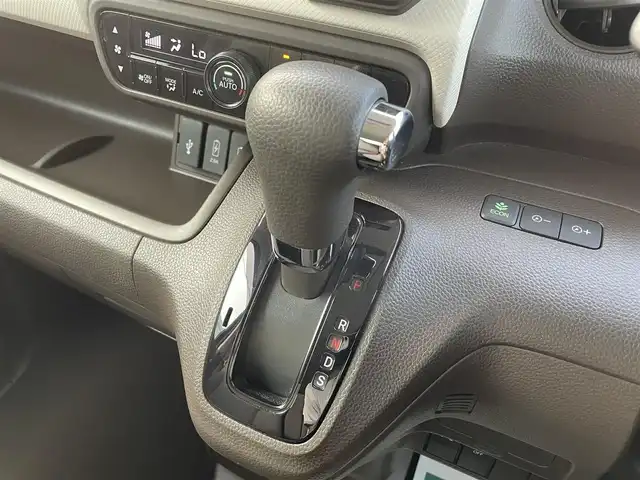 ホンダ Ｎ ＢＯＸ L ターボ 千葉県 2021(令3)年 2万km クリスタルブラックパール 登録時19262km/純正SDナビ【VXM-215Ci】/バックカメラ/両後パワースライドドア/HONDA SENSING/・アダプティブクルーズコントロール/・衝突軽減ブレーキ/・車線維持支援システム/・誤発進抑制機能/・先行車発進お知らせ機能/・オートハイビーム/・標識認識機能/前席シートヒーター/スマートキー/コーナーセンサー/パドルシフト/ヘッドライトレベライザー/純正LEDヘッドライト/本革巻きステアリング/ドアバイザー/サイド＆カーテンエアバッグ