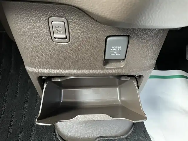 ホンダ Ｎ ＢＯＸ L ターボ 千葉県 2021(令3)年 2万km クリスタルブラックパール 登録時19262km/純正SDナビ【VXM-215Ci】/バックカメラ/両後パワースライドドア/HONDA SENSING/・アダプティブクルーズコントロール/・衝突軽減ブレーキ/・車線維持支援システム/・誤発進抑制機能/・先行車発進お知らせ機能/・オートハイビーム/・標識認識機能/前席シートヒーター/スマートキー/コーナーセンサー/パドルシフト/ヘッドライトレベライザー/純正LEDヘッドライト/本革巻きステアリング/ドアバイザー/サイド＆カーテンエアバッグ