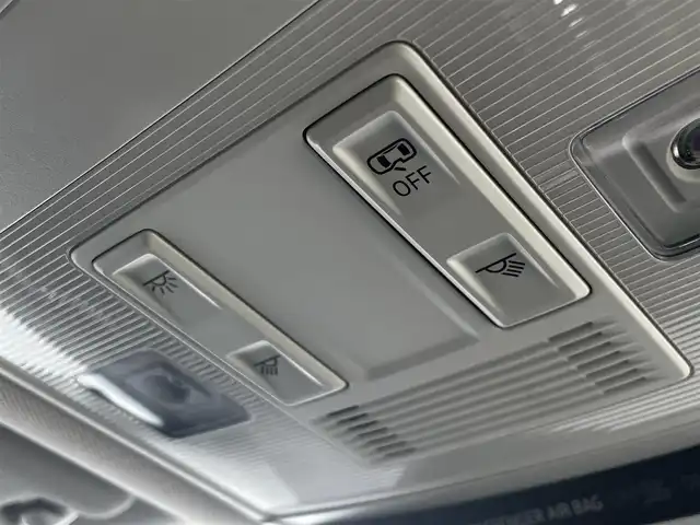 フォルクスワーゲン ＶＷ Ｔ－ロック TDI スタイル デザインPKG 東京都 2021(令3)年 1.7万km 黒 純正ナビ/フルセグTV/バックモニター/AppleCarplay/android auto/アダプティブクルーズコントロール/デジタルメーター・クラスター/スマートキー/プッシュスタート/LEDヘッドライト/ビルトインETC/純正17インチアルミホイール/アイドリングストップ・ブレーキサポート/レーンアシスト・ブラインドスポット/フロントアシスト・リアトラフィックアラート/アダプティブクルーズコントロール
