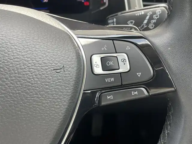 フォルクスワーゲン ＶＷ Ｔ－ロック TDI スタイル デザインPKG 東京都 2021(令3)年 1.7万km 黒 純正ナビ/フルセグTV/バックモニター/AppleCarplay/android auto/アダプティブクルーズコントロール/デジタルメーター・クラスター/スマートキー/プッシュスタート/LEDヘッドライト/ビルトインETC/純正17インチアルミホイール/アイドリングストップ・ブレーキサポート/レーンアシスト・ブラインドスポット/フロントアシスト・リアトラフィックアラート/アダプティブクルーズコントロール