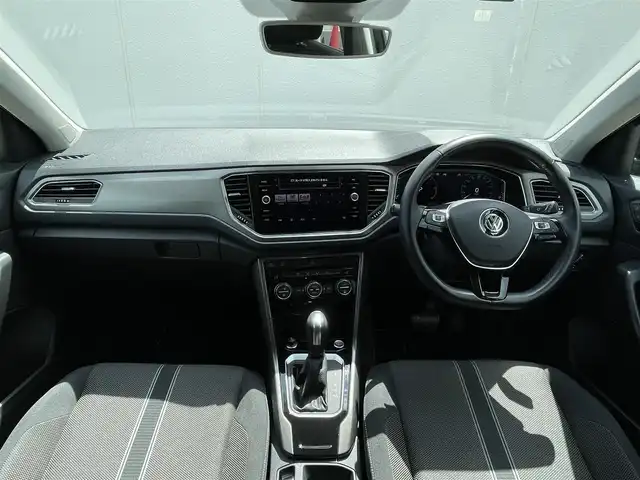 フォルクスワーゲン ＶＷ Ｔ－ロック TDI スタイル デザインPKG 東京都 2021(令3)年 1.7万km 黒 純正ナビ/フルセグTV/バックモニター/AppleCarplay/android auto/アダプティブクルーズコントロール/デジタルメーター・クラスター/スマートキー/プッシュスタート/LEDヘッドライト/ビルトインETC/純正17インチアルミホイール/アイドリングストップ・ブレーキサポート/レーンアシスト・ブラインドスポット/フロントアシスト・リアトラフィックアラート/アダプティブクルーズコントロール