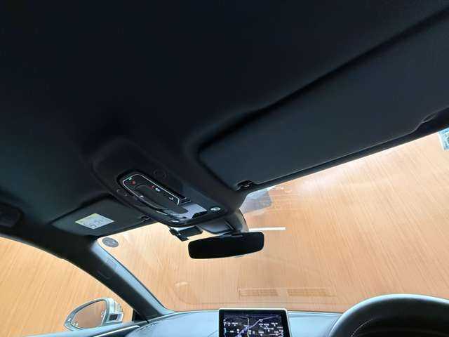 アウディ Ｓ５ スポーツバック 千葉県 2018(平30)年 5万km グレイシアホワイトメタリック レザーＰＫＧ　/Ｂａｎｇ　/Ｏｌｕｆｓｅｎサウンド　/マトリクスＬＥＤ　/バーチャルコックピット　/ＡＣＣ/ナビ　/ＴＶ　/Ｂカメラ　/Ｂｌｕｅｔｏｏｔｈ接続　/シートＨ　/電動リアゲート　/衝突軽減Ｂ　/ＢＳＭ　/ＬＫＡ