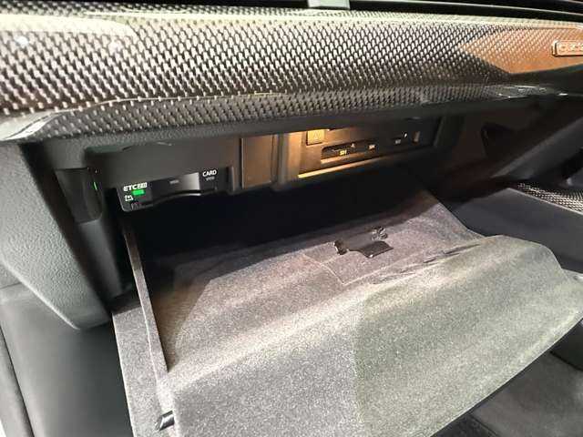 アウディ Ｓ５ スポーツバック 千葉県 2018(平30)年 5万km グレイシアホワイトメタリック レザーＰＫＧ　/Ｂａｎｇ　/Ｏｌｕｆｓｅｎサウンド　/マトリクスＬＥＤ　/バーチャルコックピット　/ＡＣＣ/ナビ　/ＴＶ　/Ｂカメラ　/Ｂｌｕｅｔｏｏｔｈ接続　/シートＨ　/電動リアゲート　/衝突軽減Ｂ　/ＢＳＭ　/ＬＫＡ