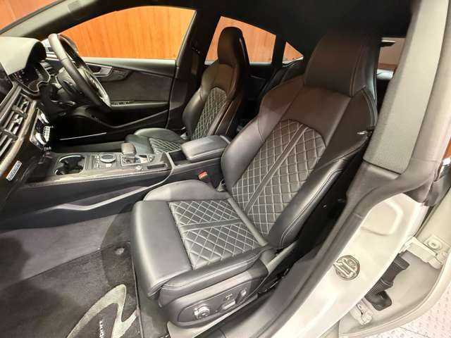 アウディ Ｓ５ スポーツバック 千葉県 2018(平30)年 5万km グレイシアホワイトメタリック レザーＰＫＧ　/Ｂａｎｇ　/Ｏｌｕｆｓｅｎサウンド　/マトリクスＬＥＤ　/バーチャルコックピット　/ＡＣＣ/ナビ　/ＴＶ　/Ｂカメラ　/Ｂｌｕｅｔｏｏｔｈ接続　/シートＨ　/電動リアゲート　/衝突軽減Ｂ　/ＢＳＭ　/ＬＫＡ