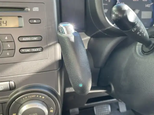 ダイハツ ムーヴ コンテ Xリミテッド 群馬県 2013(平25)年 6万km ブラックマイカメタリック 純正オーディオ/（CD/ラジオ）/アイドリングストップ/オートエアコン/ハロゲンライト/ヘッドライトレベライザー/ドアバイザー/電格ミラー/純正フロアマット/純正ホイールキャップ