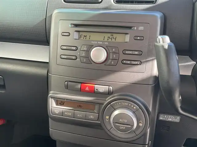 ダイハツ ムーヴ コンテ Xリミテッド 群馬県 2013(平25)年 6万km ブラックマイカメタリック 純正オーディオ/（CD/ラジオ）/アイドリングストップ/オートエアコン/ハロゲンライト/ヘッドライトレベライザー/ドアバイザー/電格ミラー/純正フロアマット/純正ホイールキャップ