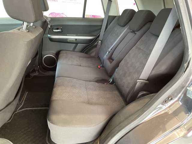 スズキ エスクード XG 埼玉県 2015(平27)年 17.1万km クエーサーグレーメタリック 5MT/社外ナビ/　　CD/DVD/BT/フルセグTV/バックカメラ/クルーズコントロール/HIDオートライト/シートヒーター/純正17インチAW/スマートキー/ETC/禁煙車