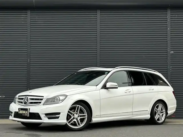 メルセデス・ベンツ Ｃ２００ ブルーエフィシェンシーW AVG 茨城県 2013(平25)年 4.8万km ポーラホワイト レ-ダーセ-フティパッケージ /ACC /黒革 /シートヒーター /ナビ /12セグ /BT/USB/DVD /バックカメラ /レーンアシスト /ブラインドスポットアシスト /M付パワーシート /ETC/純正17インチAW /ルーフレール /禁煙車