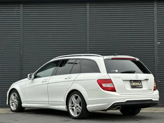 メルセデス・ベンツ Ｃ２００ ブルーエフィシェンシーW AVG 茨城県 2013(平25)年 4.8万km ポーラホワイト レ-ダーセ-フティパッケージ /ACC /黒革 /シートヒーター /ナビ /12セグ /BT/USB/DVD /バックカメラ /レーンアシスト /ブラインドスポットアシスト /M付パワーシート /ETC/純正17インチAW /ルーフレール /禁煙車