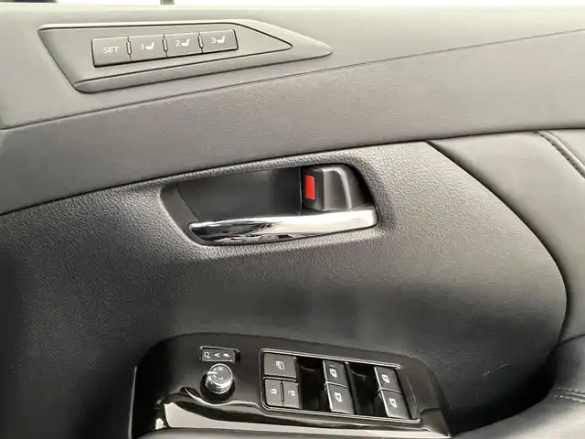トヨタ ヴェルファイア Z Gエディション 熊本県 2018(平30)年 4.7万km ブラック ワンオーナー　/純正ナビNSZN-Z66T（ＣＤ・ＤＶＤ・フルセグ・ＢＴ・ＳＤ）/バックカメラ　/社外前方ドライブレコーダー　/純正フリップダウンモニター/ビルトインＥＴＣ　/両側パワースライドドア　/フルエアロ　/トヨタセーフティーセンス/・プリクラッシュセーフティ/・レーンキープアシスト/・ロードサインアシスト/・先行車発進お知らせ機能/・レーダークルーズコントロール/・オートマチックハイビーム/横滑り防止/前席シートヒーター/前席エアーシート/前席パワーシート/オットマン/ステアリングヒーター/パワーバックドア/社外フロアマット/純正１８インチAW/オートライト/LEDヘッドライト/フォグランプ/スマートキー/プッシュスタート/スペアキー1本/保証書/取扱説明書