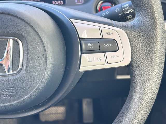 ホンダ フィット ホーム 山形県 2020(令2)年 8.7万km プラチナホワイトパール 禁煙車/ホンダセンシング/・衝突軽減ブレーキ/・誤発進抑制機能/・歩行者事故低減ステアリング/・路外逸脱抑制機能/・アダプティブクルーズコントロール/・車線維持支援システム/・標識認識機能/前後コーナーセンサー/寒冷地仕様/純正ナビ/（Bluetooth/CD/DVD/フルセグ)/バックカメラ/LEDオートライト/オートマチックハイビーム/ハーフレザーシート/前後ドライブレコーダー/ステアリングスイッチ/電動パーキングブレーキ/オートブレーキホールド/ETC/純正AW/純正フロアマット/社外AWスタッドレス(185/60/R15・4mm)4本積載/電動格納ウィンカーミラー/スマートキー×2/ドアバイザー