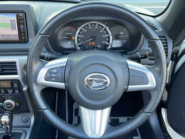 ダイハツ コペン セロ 山口県 2023(令5)年 4.8万km パールホワイトⅢ 純正7インチSDナビ（NMZK-W68D）/BLITZローダウンサス/シートヒーター/コーナーセンサー/社外アルミホイール/LEDヘッドライト/ドライブレコーダー/ETC/フルセグTV/CD DVD/Bluetooth/ステアリングスイッチ/スマートキー/プッシュスタート