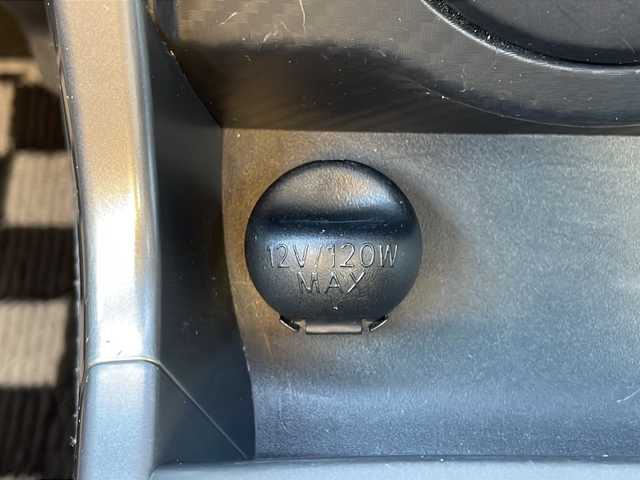 ダイハツ コペン セロ 山口県 2023(令5)年 4.8万km パールホワイトⅢ 純正7インチSDナビ（NMZK-W68D）/BLITZローダウンサス/シートヒーター/コーナーセンサー/社外アルミホイール/LEDヘッドライト/ドライブレコーダー/ETC/フルセグTV/CD DVD/Bluetooth/ステアリングスイッチ/スマートキー/プッシュスタート