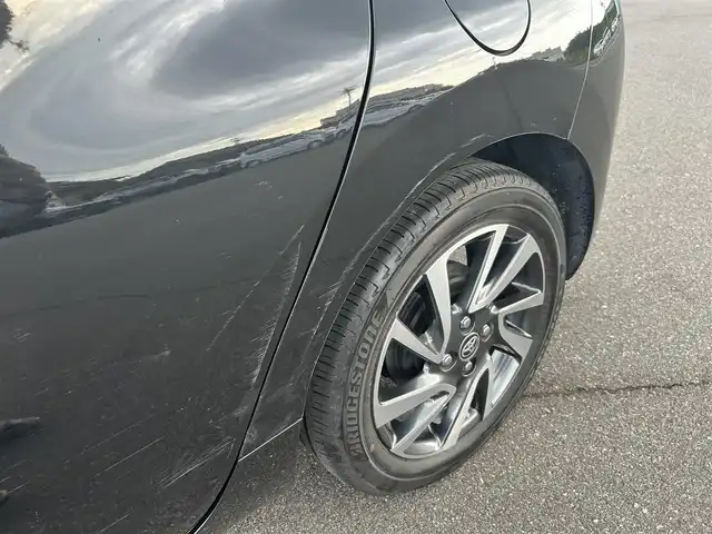 トヨタ アクア Z 岡山県 2022(令4)年 4.1万km ブラックマイカ 登録時走行距離40489km/禁煙車/純正10.5インチディスプレイオーディオ/Bluetooth/全方位カメラ/Toyota Safety Sence/・PCS/LTA/LDA/レーダークルコン/AHB/RSA/TMN/安心降車アシスト/BSM/ドライブレコーダー/ビルトインETC/革巻きステアリング/ステアリングスイッチ/純正LEDヘッドライト/オートライト/オートマチックハイビーム/ヘッドライトレベライザー/プッシュスタート/スマートキー/アイドリングストップ/純正アルミホイール 16インチ/ドアバイザー/電動格納ミラー/純正フロアマット/横滑防止装置/盗難防止装置