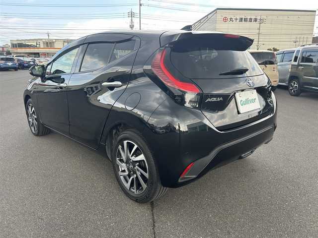 トヨタ アクア Z 岡山県 2022(令4)年 4.1万km ブラックマイカ 登録時走行距離40489km/禁煙車/純正10.5インチディスプレイオーディオ/Bluetooth/全方位カメラ/Toyota Safety Sence/・PCS/LTA/LDA/レーダークルコン/AHB/RSA/TMN/安心降車アシスト/BSM/ドライブレコーダー/ビルトインETC/革巻きステアリング/ステアリングスイッチ/純正LEDヘッドライト/オートライト/オートマチックハイビーム/ヘッドライトレベライザー/プッシュスタート/スマートキー/アイドリングストップ/純正アルミホイール 16インチ/ドアバイザー/電動格納ミラー/純正フロアマット/横滑防止装置/盗難防止装置