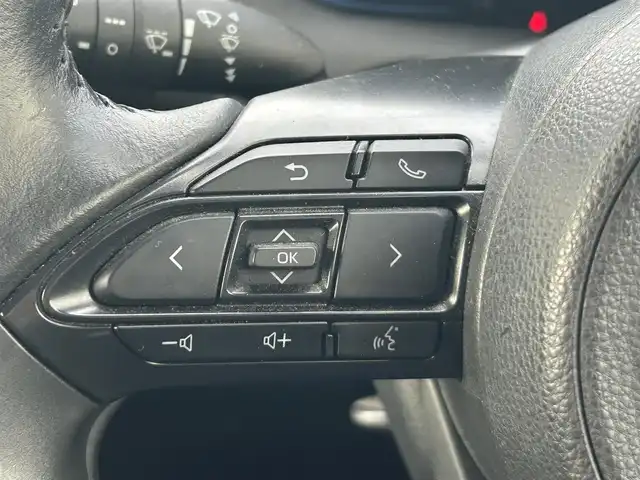 トヨタ アクア Z 岡山県 2022(令4)年 4.1万km ブラックマイカ 登録時走行距離40489km/禁煙車/純正10.5インチディスプレイオーディオ/Bluetooth/全方位カメラ/Toyota Safety Sence/・PCS/LTA/LDA/レーダークルコン/AHB/RSA/TMN/安心降車アシスト/BSM/ドライブレコーダー/ビルトインETC/革巻きステアリング/ステアリングスイッチ/純正LEDヘッドライト/オートライト/オートマチックハイビーム/ヘッドライトレベライザー/プッシュスタート/スマートキー/アイドリングストップ/純正アルミホイール 16インチ/ドアバイザー/電動格納ミラー/純正フロアマット/横滑防止装置/盗難防止装置