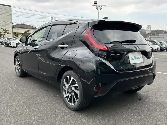 トヨタ アクア Z 岡山県 2022(令4)年 4.1万km ブラックマイカ 登録時走行距離40489km/禁煙車/純正10.5インチディスプレイオーディオ/Bluetooth/全方位カメラ/Toyota Safety Sence/・PCS/LTA/LDA/レーダークルコン/AHB/RSA/TMN/安心降車アシスト/BSM/ドライブレコーダー/ビルトインETC/革巻きステアリング/ステアリングスイッチ/純正LEDヘッドライト/オートライト/オートマチックハイビーム/ヘッドライトレベライザー/プッシュスタート/スマートキー/アイドリングストップ/純正アルミホイール 16インチ/ドアバイザー/電動格納ミラー/純正フロアマット/横滑防止装置/盗難防止装置