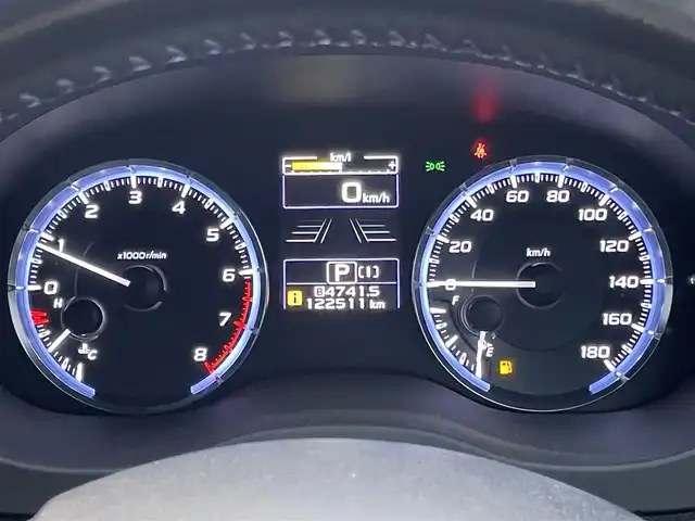 スバル レヴォーグ 1．6GT－S アイサイト 埼玉県 2016(平28)年 12.3万km クリスタルホワイトP (株)IDOMが運営する【じしゃロン鳩ヶ谷店】の自社ローン専用車両になりますこちらは現金またはオートローンご利用時の価格です。自社ローンご希望の方は別途その旨お申付け下さい/登録時122511km/AWD/ターボ車/純正メモリナビ(品番:NR-MZ200)/・AM/FM・CD/DVD・BT・MSV(SD)/フルセグTV/バックカメラ/サイドビュー/USB/後席USB×2/アイサイト/プリクラッシュセーフティ/全車速追従機能付クルーズコントロール/車線逸脱警報機能/アクティブレーンキープ/スバルリヤビークルディテクション/マルチファンクションディスプレイ/SI-DRIVE/ドライブレコーダー(品番:CSD-560FH)/ETC/自動防眩ミラー/ヒルスタートアシスト/電動パーキングブレーキ/アイドリングストップ/横滑り防止/革巻ステアリング/革巻シフトノブ/パドルシフト/プッシュスタート/前席パワーシート/全席パワーウインドウ/Clazzio 革調シートカバー/オートライト/LEDヘッドライト/ハイビームアシスト/フロントフォグランプ/純正ラバーマット/ドアハンドルプロテクター/社外18インチAW