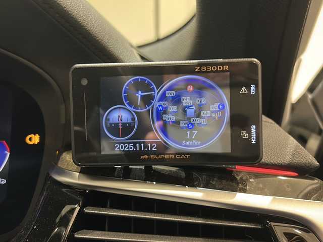 ＢＭＷ Ｍ５５０ｉ xDrive 新潟県 2020(令2)年 1.8万km 白 Ｍ５５０ｉ ｘＤｒｉｖｅ ultimateEdition/限定55台/アルティメットエディション特別装備/・BMWレーザーライト/・20インチMライトアロイホイールWスポークスタイリング668M/・セリウムグレーエレメント/キドニーグリル/ドアミラー/エアブリーザー/バッジ/・Mシートベルト/・ultimateEditionバッジ/セレクト・パッケージ/・電動ガラス・サンルーフ/・サンプロテクション・ガラス/・Bowers & Wilkins サラウンドシステム/エクスクルーシブ・コンフォート・パッケージ/・フロント・マッサージ・シート/・ソフト・クローズ・ドア/360°カメラシステム/シートヒーター/ベンチレーション/アクティブクルーズコントロール/ドライビング・アシスト・プロフェッショナル/・トラフィック・サイン・アシスト/・ACC／アクティブ・クルーズ・コントロール/パーキング・アシスト・プラス/・アクティブパーク・ディスタンス・コントロール/・パーキング・アシスト/・トップ・ビュー+3Dビュー/BMWヘッドアップ・ディスプレイ/アダプティブLEDヘッドライト/ハイビーム・アシスタント/アンビエント・ライト