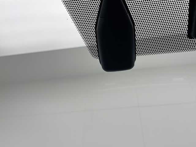 レクサス ＩＳ 300h バージョンL 宮崎県 2014(平26)年 8.2万km ホワイトパールクリスタルシャイン 純正ナビ(CD/DVD/AM/FM/SD/BT)/クルーズコントロール/運転席・助手席パワーシート/電動サンシェード/ステアリングスイッチ/コーナーセンサー/パドルシフト/シートヒーター/エアシート/フロアマット/ETC