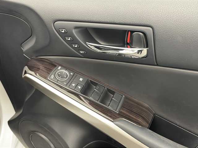 レクサス ＩＳ 300h バージョンL 宮崎県 2014(平26)年 8.2万km ホワイトパールクリスタルシャイン 純正ナビ(CD/DVD/AM/FM/SD/BT)/クルーズコントロール/運転席・助手席パワーシート/電動サンシェード/ステアリングスイッチ/コーナーセンサー/パドルシフト/シートヒーター/エアシート/フロアマット/ETC