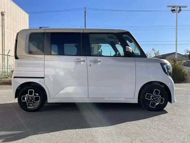 日産 ルークス ハイウェイスター X 東京都 2025(令7)年 0.1千km 白Ⅱ 登録済未使用車/純正ディプレィオーディオ　/・BluetoothAudio/HDMI/AppleCarPlayAnudroidAuto  /ステアリングヒーター /両側パワースライドドア /LEDヘッドライト /前席シートヒーター/ステアリングスイッチ/●アイドリングストップ●ヘッドランプ消し忘れ警報/●パーキングブレーキ戻し忘れ警報/ ●燃料残量警告灯 /●半ドア警告表示 /●全席シートベルト非着用時警告灯&警告音 /●フロント&バックソナー/●エマージェンシーストップシグナル/●イモビライザー/●SRSエアバッグ〈前席〉/●SRSサイドエアバッグ〈前席〉&SRSカーテンエアバッグ/●ロードリミッター付ダブルプリテンショナーシートベルト〈前席〉/●全席ELR付3点式シートベルト /●上下調整式シートベルトアンカー〈前席〉/●i-Sizeチャイルドシート対応 ISO FIX対応取付装置〈後席〉●チャイルドセーフティドアロック/●ヒルスタートアシスト/ ●VDC（ビークルダイナミクスコントロール［TCS機能含む］）●ABS（アンチロックブレーキシステム）/●ブレーキアシスト /●バッテリーセーバー（ヘッドランプ、ルームランプ）/スペアキーX1/保証書＆取説