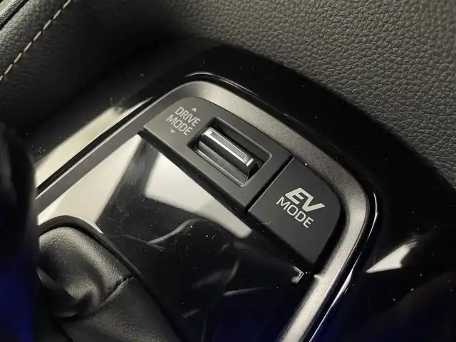 トヨタ カローラツーリング ハイブリッド ダブルバイビー 埼玉県 2022(令4)年 5.8万km 黒 純正１０．５インチディスプレイオーディオ　バックカメラ　ＢＳＭ　ビルトインＥＴＣ２．０　レーダークルーズコントロール　セーフティセンス　シートヒーター　ステアリングヒーター　オートハイビーム　ＬＥＤ