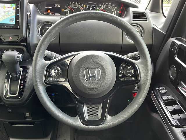 ホンダ Ｎ ＢＯＸ カスタム L 山口県 2022(令4)年 3.8万km クリスタルブラックパール 純正SDナビ【VXM-215ci】/・AM/FM/USB/SD/iPod/CD/Bluetooth/ETC/ドライブレコーダー/バックカメラ/純正フロアマット/純正アルミホイール/前席シートヒーター/スマートキー/プッシュアップスタート/片側パワースライドドア/ドアバイザー/Honda SENSING/　・アダプティブクルーズコントロール/　・車線逸脱抑制機能/　・車線維持支援システム（LKAS）/　・衝突軽減ブレーキ/　・オートハイビーム