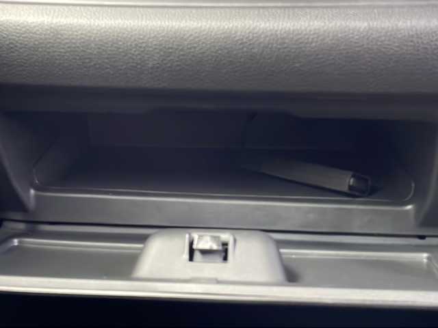 ホンダ Ｎ ＢＯＸ カスタム L 山口県 2022(令4)年 3.8万km クリスタルブラックパール 純正SDナビ【VXM-215ci】/・AM/FM/USB/SD/iPod/CD/Bluetooth/ETC/ドライブレコーダー/バックカメラ/純正フロアマット/純正アルミホイール/前席シートヒーター/スマートキー/プッシュアップスタート/片側パワースライドドア/ドアバイザー/Honda SENSING/　・アダプティブクルーズコントロール/　・車線逸脱抑制機能/　・車線維持支援システム（LKAS）/　・衝突軽減ブレーキ/　・オートハイビーム