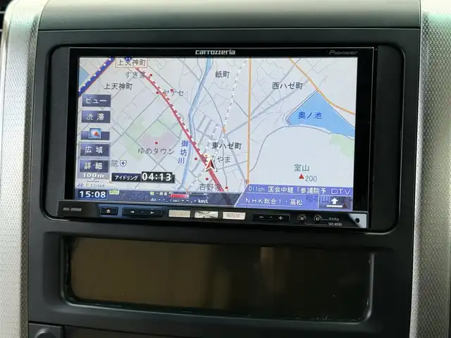 トヨタ アルファード 240G 香川県 2011(平23)年 9.8万km ホワイトパールクリスタルシャイン 社外HDDナビ/フルセグ/アルパインフリップダウンモニター/ダブルサンルーフ/両側パワースライドドア/クルーズコントロール/革調シートカバー/社外テール/ローダウン/ビルトインETC/スマートキー