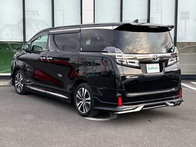 トヨタ ヴェルファイア 岐阜県 2018(平30)年 7.4万km ブラック 登録時走行距離73639km/モデリスタエアロ(サイド・リア)/ALPINEフリップダウンモニター/純正１１インチナビ/ツインムーンルーフ/バックカメラ/デジタルインナーミラー/両側パワースライドドア/クルーズコントロール/ステアリングヒーター/ＨＤＭＩ/ワンオーナー/電動リアゲート/前後コーナーセンサー/レーンキープアシスト/ドライブレコーダー/パワーシート/レザーシート/シートヒーター/エアシート/禁煙車/ドアバイザー/プッシュスタート/スマートキー/スペアキー/LEDヘッドライト/フロントフォグランプ/オートライト/オートマチックハイビーム/アイドリングストップ