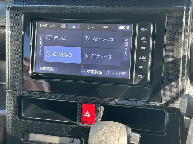 トヨタ ルーミー G 大阪府 2023(令5)年 1.2万km ブライトシルバーM トヨタセーフティセンス/・プリクラッシュセーフティー/・クリアランスソナー/・レーンアシスト/純正ナビ/・Bluetooth/CD/DVD/SmartDeviceLink/主要装備/・全方位カメラ/・アイドリングストップ/・両側パワースライドドア/・純正フロアマット/・純正AW/・LEDヘッドライト/・フォグランプ/・フルフラット/・プッシュスタート/・スマートキー/・ドライブレコーダー/・ETC