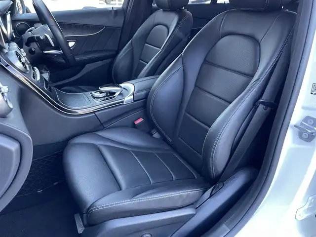 メルセデス・ベンツ Ｃ２２０ｄ アバンギャルド　AMGライン 埼玉県 2019(平31)年 4.6万km ポーラホワイト 登録時45820km/純正メーカーHDDナビ/　AM/FM/Bluetooth/フルセグ/USB/SDMSV/バックカメラ/レーダークルーズコントロール/レーンキープアシスト/黒合皮シート/シートヒーター/パワーシート/メモリーシート/LEDオートライト/パドルシフト/ステアリングスイッチ/純正18インチアルミホイール/コーナーセンサー/ブラインドスポットモニター