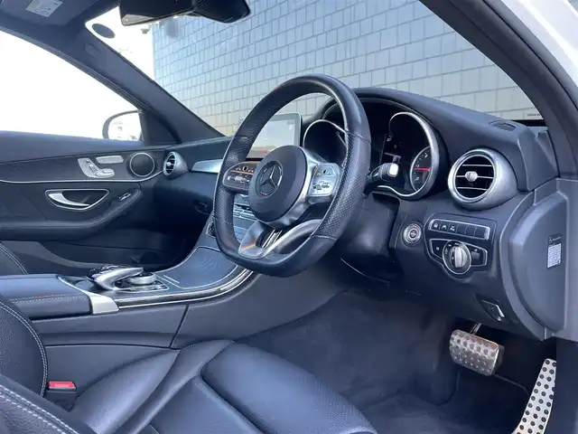 メルセデス・ベンツ Ｃ２２０ｄ アバンギャルド　AMGライン 埼玉県 2019(平31)年 4.6万km ポーラホワイト 登録時45820km/純正メーカーHDDナビ/　AM/FM/Bluetooth/フルセグ/USB/SDMSV/バックカメラ/レーダークルーズコントロール/レーンキープアシスト/黒合皮シート/シートヒーター/パワーシート/メモリーシート/LEDオートライト/パドルシフト/ステアリングスイッチ/純正18インチアルミホイール/コーナーセンサー/ブラインドスポットモニター