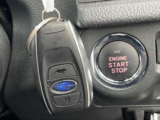 スバル フォレスター S－リミテッド スマートED 新潟県 2018(平30)年 6.5万km クリスタルブラックシリカ 純正ナビ/(Bluetooth/AM/FM/CD/DVD)/フルセグTV/衝突軽減装置/バックカメラ/レーダークルーズコントロール/ブラインドスポットアシスト/ステアリング連動ヘッドライト/LEDヘッドライト/ハーフレザーシート/シートヒーター(前席)/ドライブレコーダー/純正18インチAW/純正フロアマット/スペアキー 1本/ETC