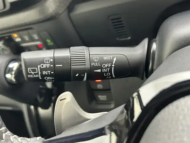 ホンダ Ｎ ＢＯＸ カスタム ターボ コーディネートS 熊本県 2024(令6)年 0.6万km パールⅡ 禁煙車　/純正9インチナビ（ＣＤ・ＤＶＤ・フルセグ・ＢＴ・ＳＤ・ＡｐｐｌＣａｒＰｌａｙ・ＡｎｄｒｏｉｄＡｕｔｏ・USB）/バックカメラ　/社外前方ドライブレコーダー　/ビルトインＥＴＣ　/両側パワースライドドア　/前席シートヒーター/衝突軽減ブレーキ/レーンキープアシスト/踏み間違い衝突軽減システム/車線逸脱警報/横滑り防止/アイドリングストップ/前後クリアランスソナー/ハーフレザーシート/ブレーキホールド/純正フロアマット/純正１５インチAW/オートライト/LEDヘッドライト/スマートキー/プッシュスタート/スペアキー1本